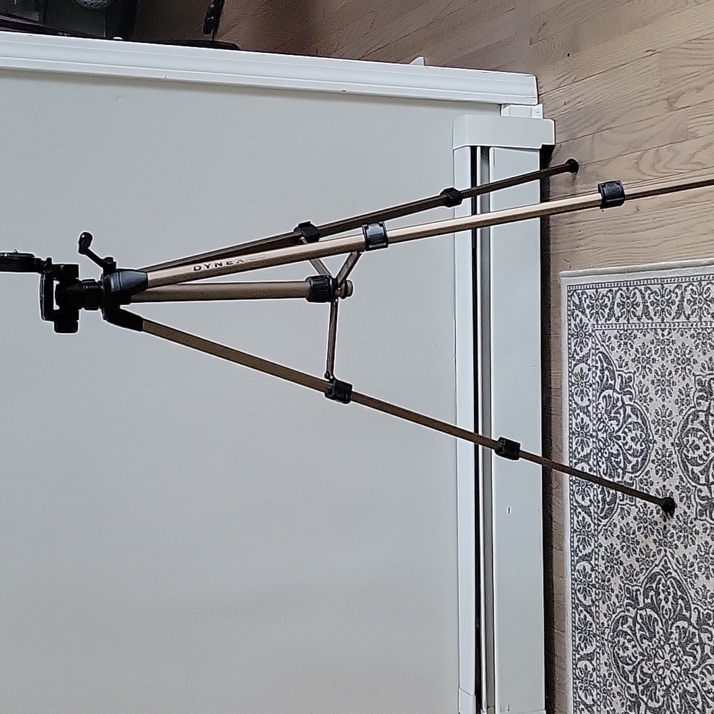 Dynex Camera Tripod DX-TRP60